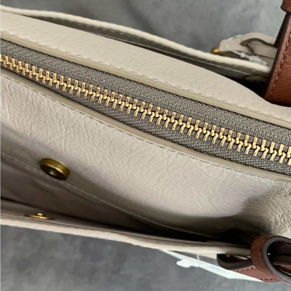 Fossil Leather Rachel Tote in Graystone - Picture 13 of 16